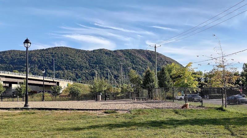 Parc canin de Mont-Saint-Hilaire dog park in Mont-Saint-Hilaire, Quebec