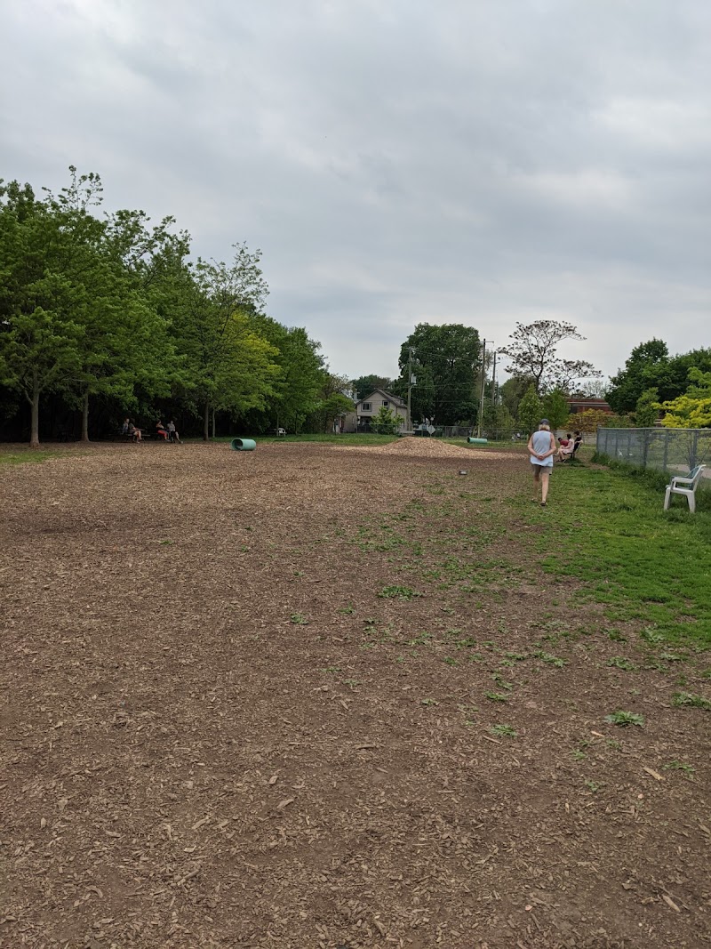 Carol Disher Leash-Free Dog Park dog park in St. Catharines, Ontario