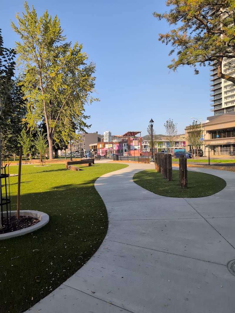 Kelowna City Beach Dog Park dog park in Kelowna, British Columbia