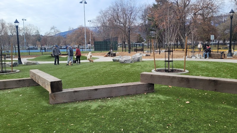 Kelowna City Beach Dog Park dog park in Kelowna, British Columbia