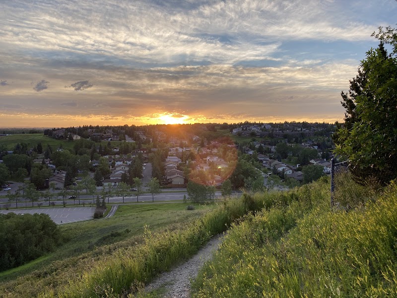 Edgemont Area 3 Off Leash Dog Park dog park in Calgary, Alberta