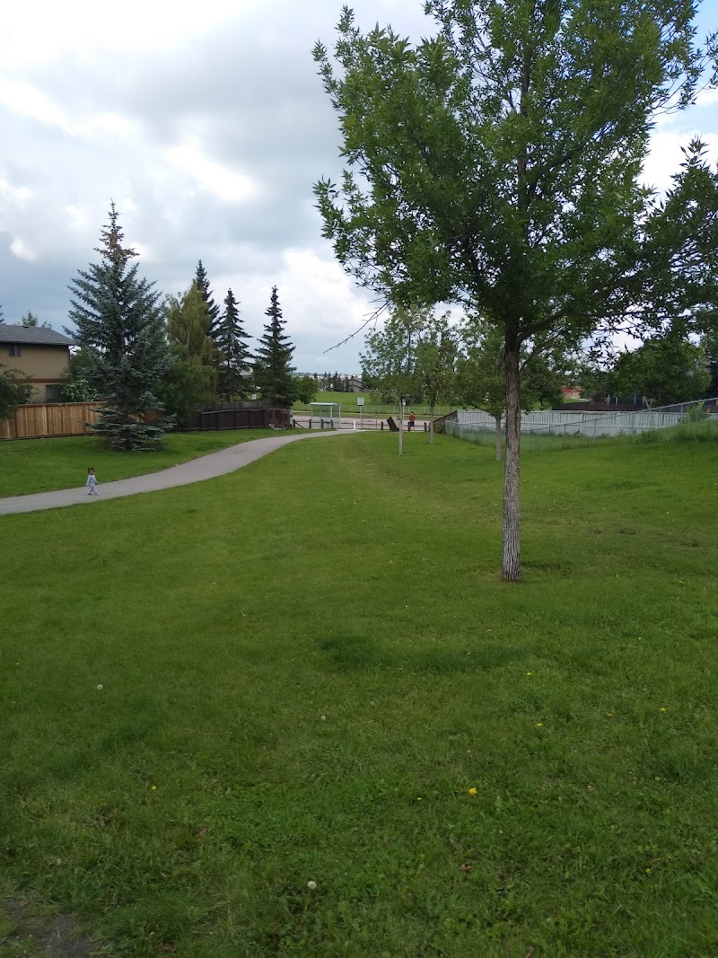Beddington Area 4 Off Leash Dog Park dog park in Calgary, Alberta