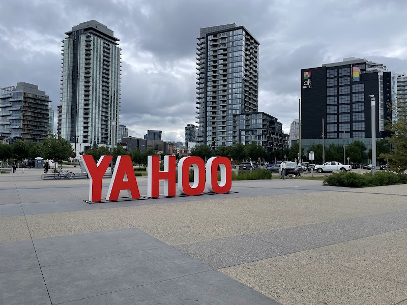 EV Dog Park dog park in Calgary, Alberta