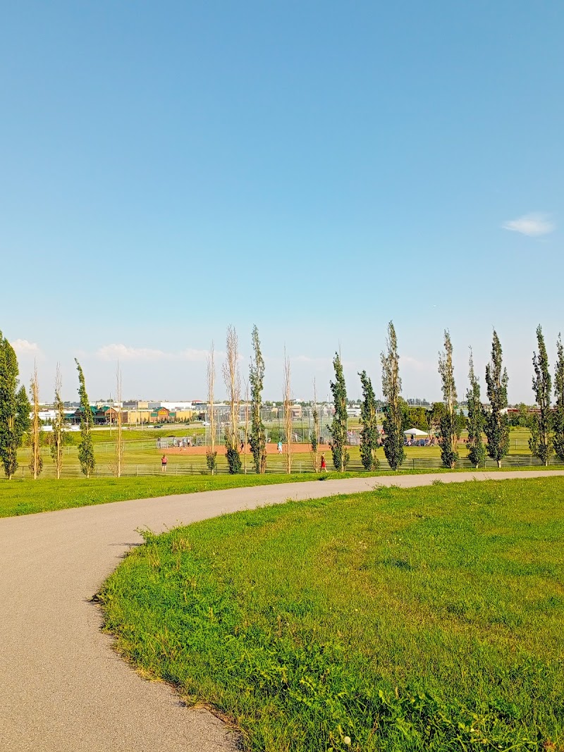 Thorncliff Off Leash Dog Park dog park in Calgary, Alberta