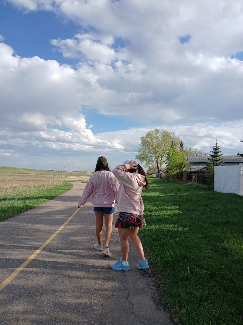 Pineridge Off Leash Dog Park/Walkway dog park in Calgary, Alberta