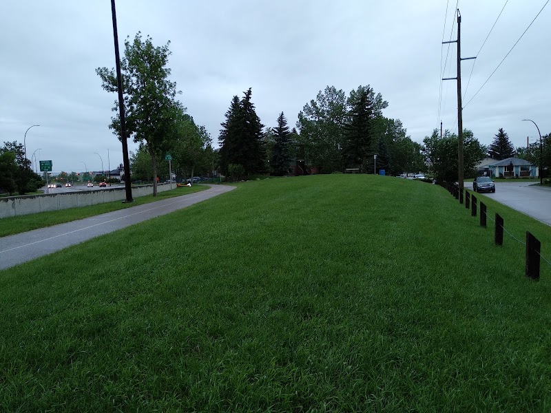 Huntington Hills Area 3 Off Leash Dog Park dog park in Calgary, Alberta