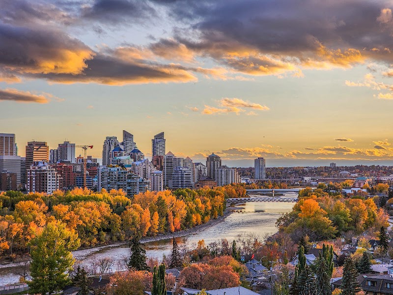 McHugh Bluff Off Leash Dog Park dog park in Calgary, Alberta