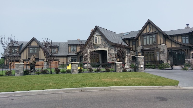 Cliff Bungalow Off Leash Area dog park in Calgary, Alberta