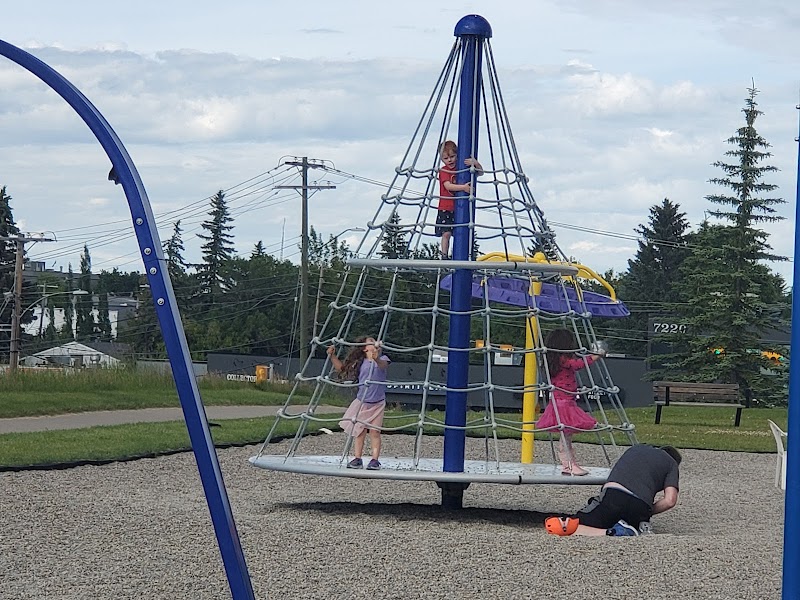 Fairview Off Leash Dog Area dog park in Calgary, Alberta