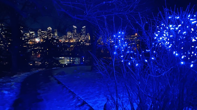 Rosedale Off Leash Dog Area dog park in Calgary, Alberta