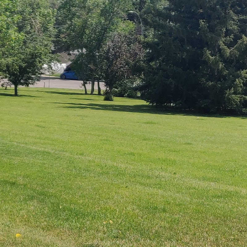 Charleswood Area 2 Off Leash Dog Park dog park in Calgary, Alberta