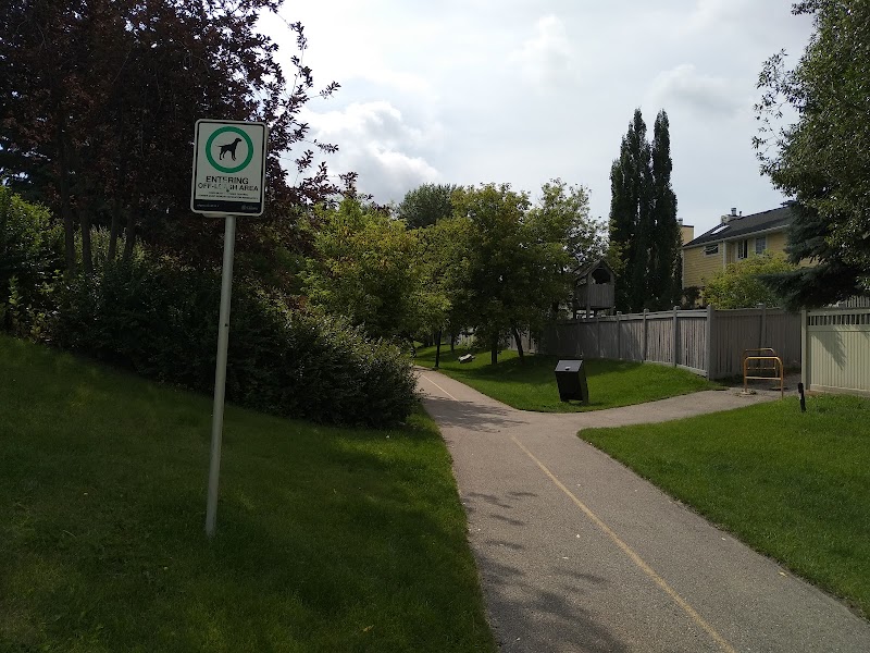 Sandstone Area 3 Off Leash Dog Park dog park in Calgary, Alberta