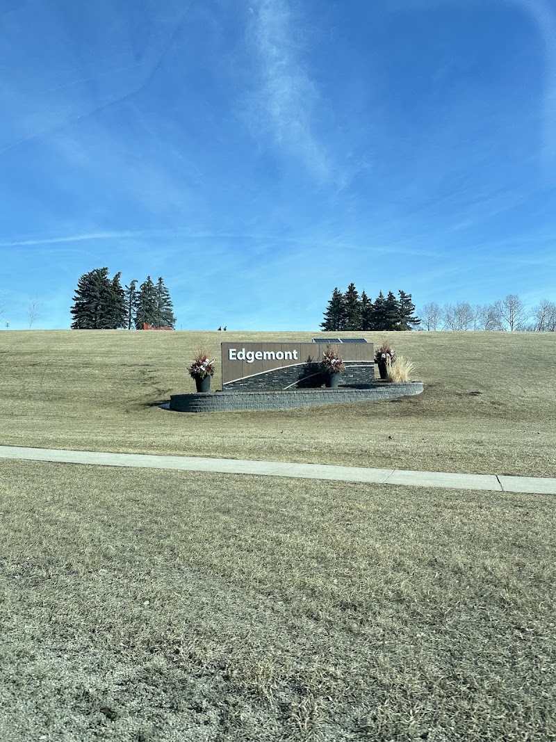 Edgemont Area 4 Off Leash Dog Park dog park in Calgary, Alberta