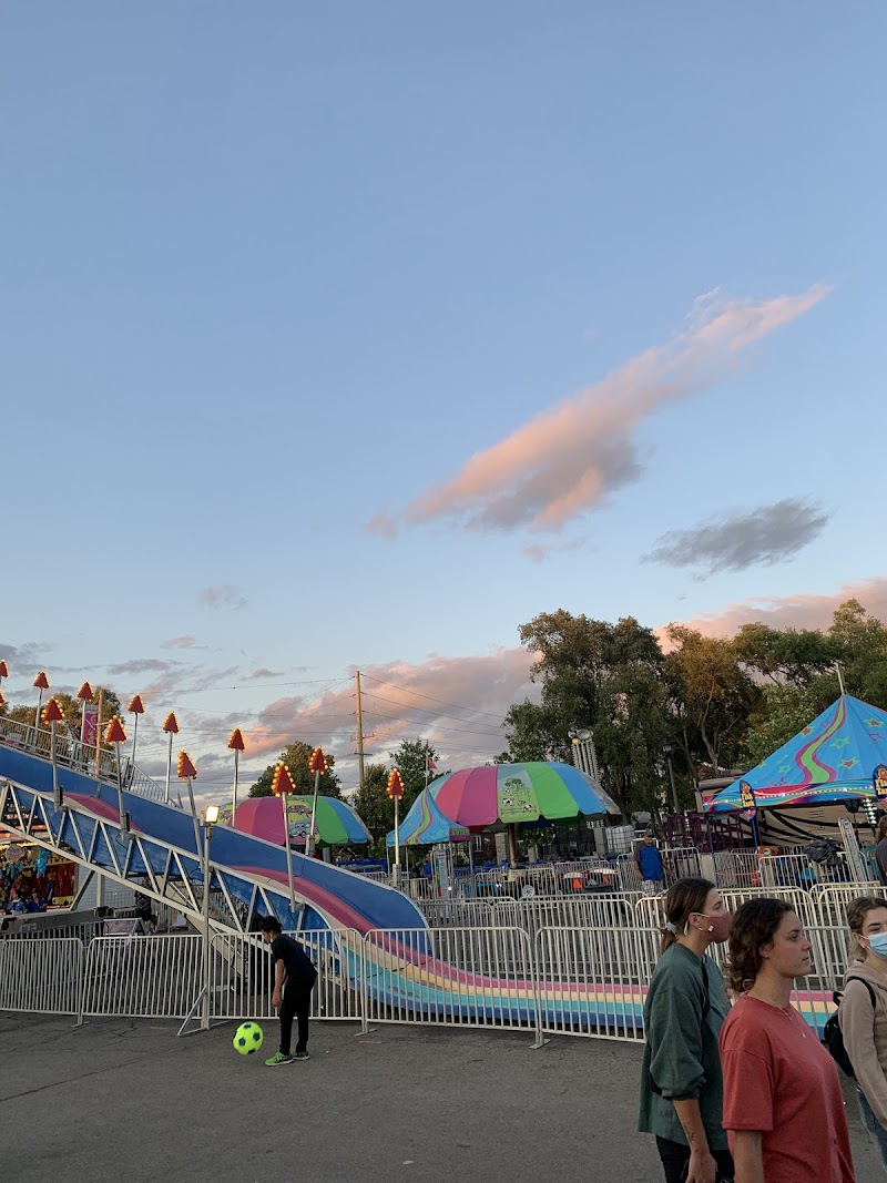Memorial Centre Off-leash Dog Park dog park in Kingston, Ontario