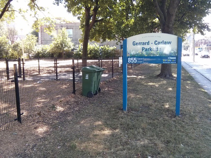 Dog Park dog park in Toronto, Ontario