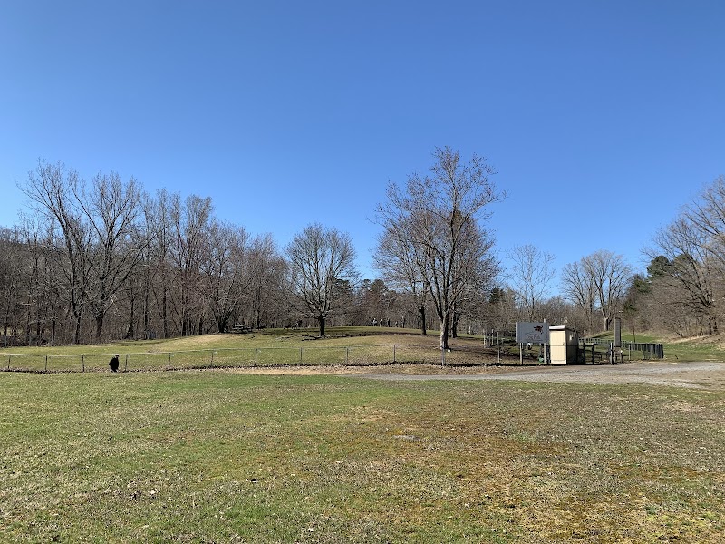 Prince Edward Dog Park dog park in Prince Edward, Ontario