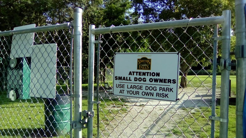 Gleeson Park dog park in Smiths Falls, Ontario