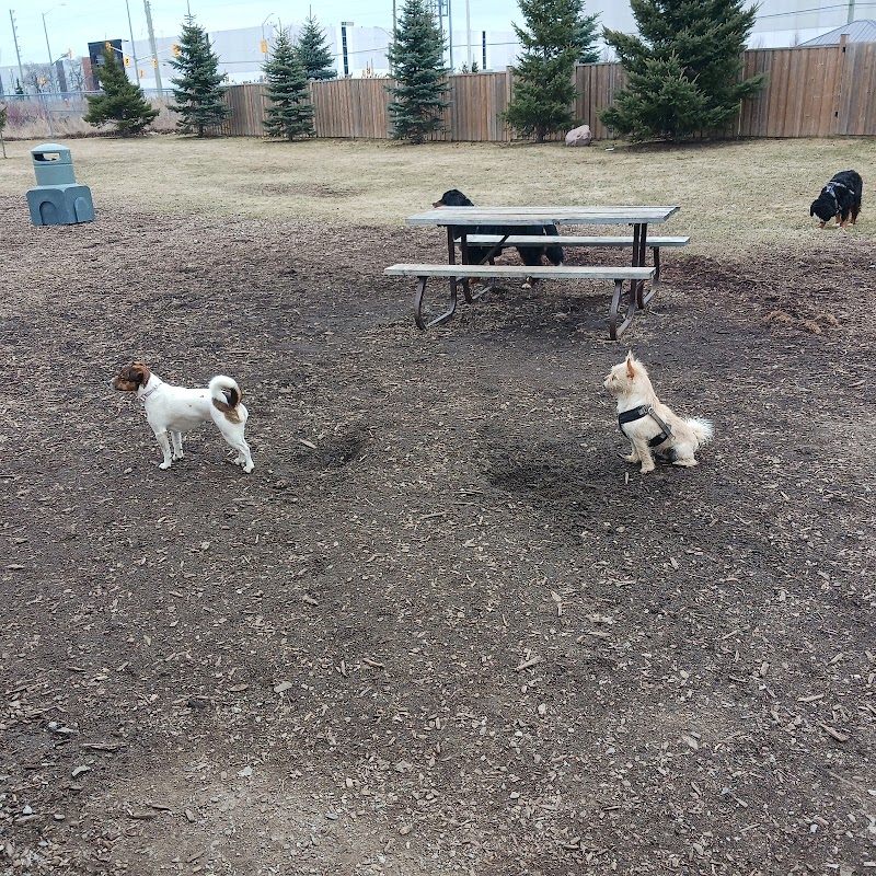 Caledon Leash-Free Dog Park dog park in Bolton, Ontario