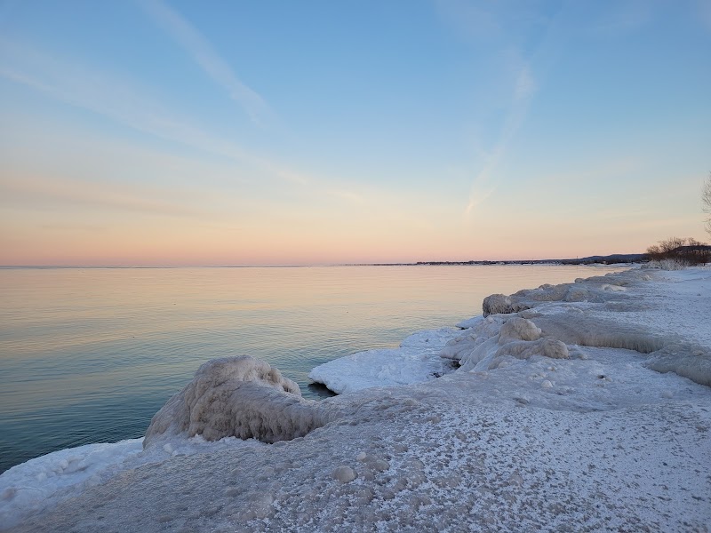 Oakes Road North Leash-Free Dog Park dog park in Grimsby, Ontario