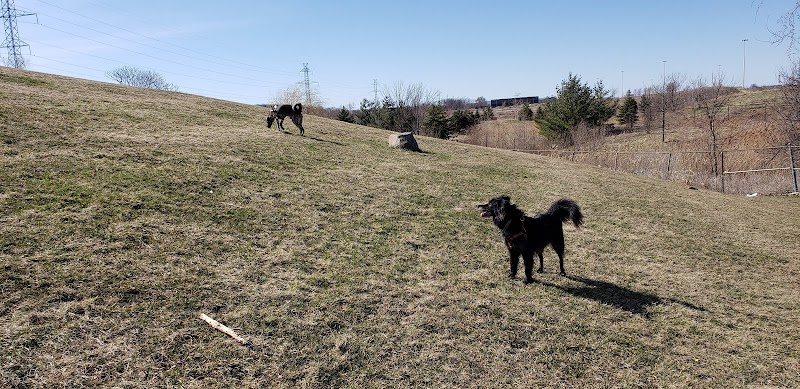 Parkway Belt Dog Park dog park in Mississauga, Ontario