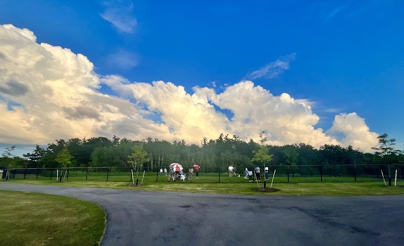 Churchill Meadows Leash-Free Dog Park dog park in Mississauga, Ontario