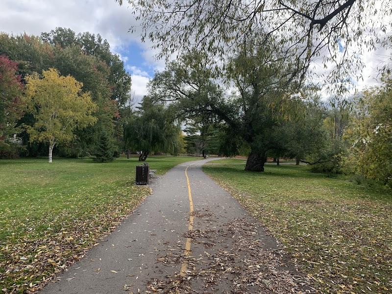 Stanley Dog Park dog park in Ottawa, Ontario