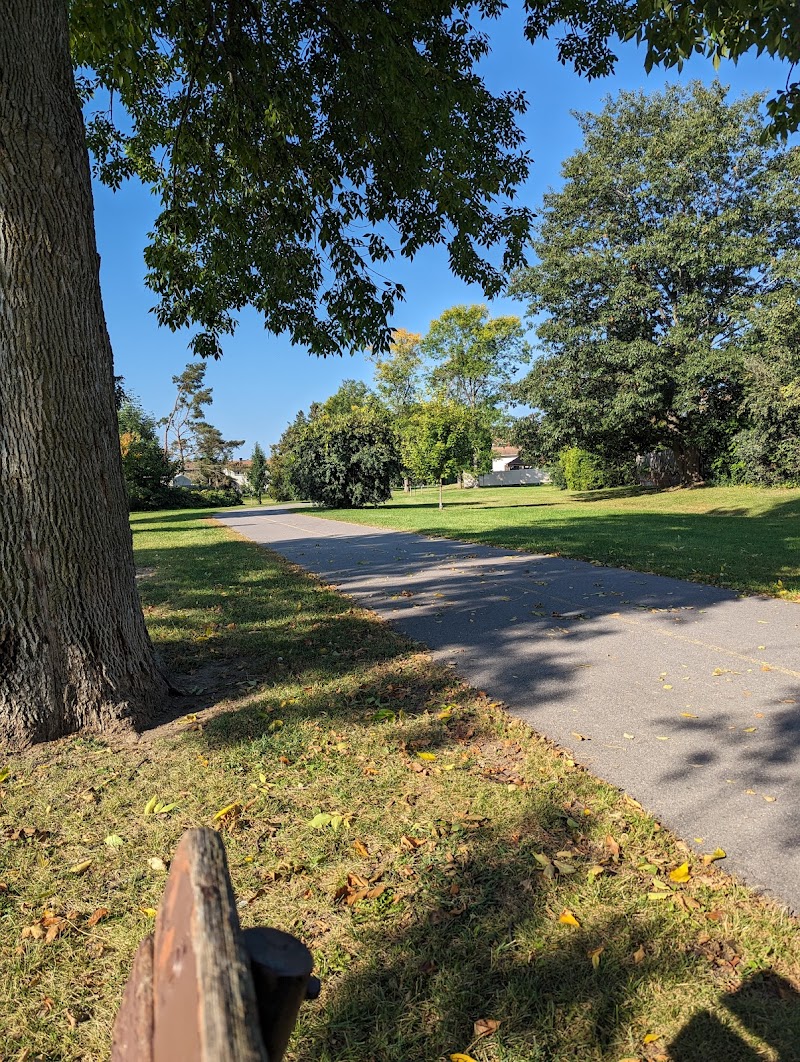 Big Bird Park dog park in Orléans, Ontario