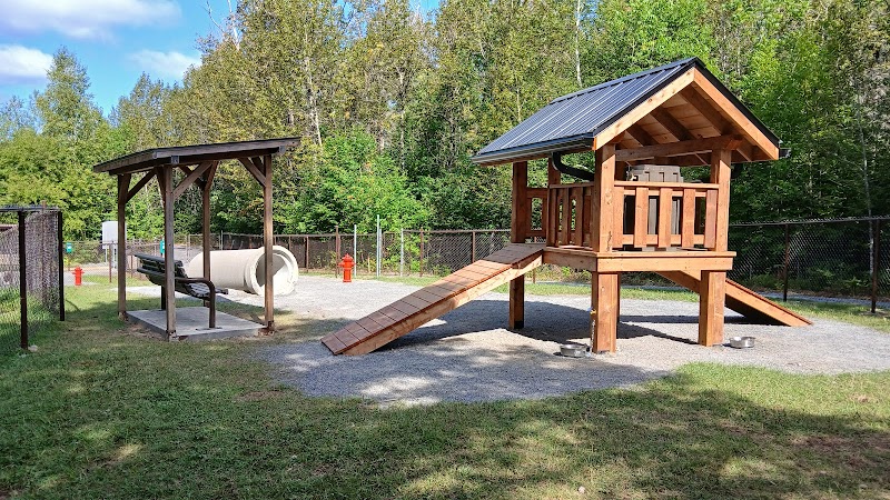 Parc Canin dog park in Alma, Quebec