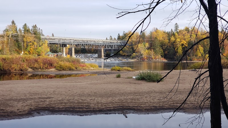 Shannon Dog Park dog park in Shannon, Quebec