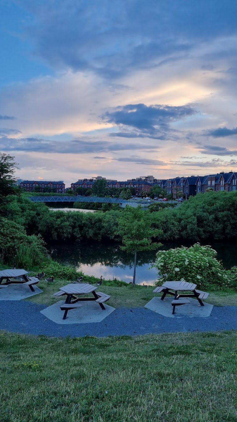 Bois-Franc Dog Park dog park in Montreal, Quebec