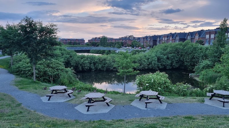Bois-Franc Dog Park dog park in Montreal, Quebec