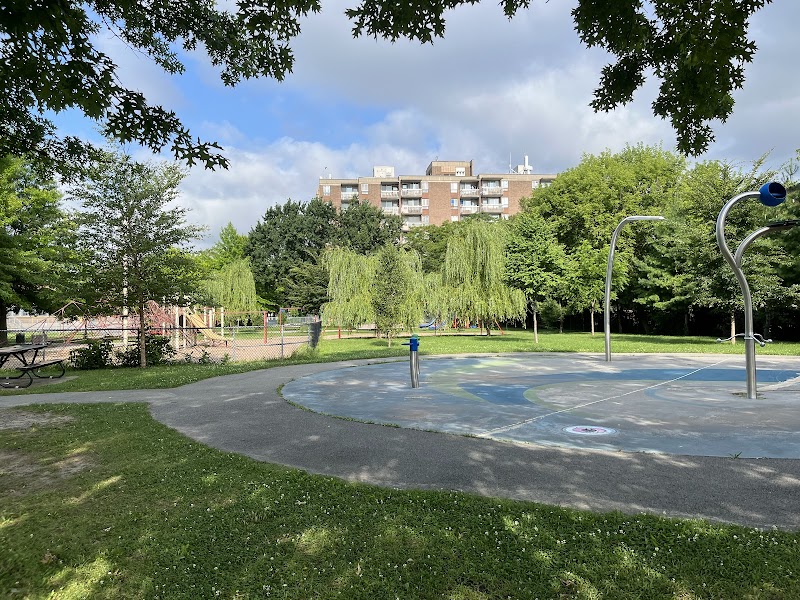 Le Ber dog park dog park in Montreal, Quebec