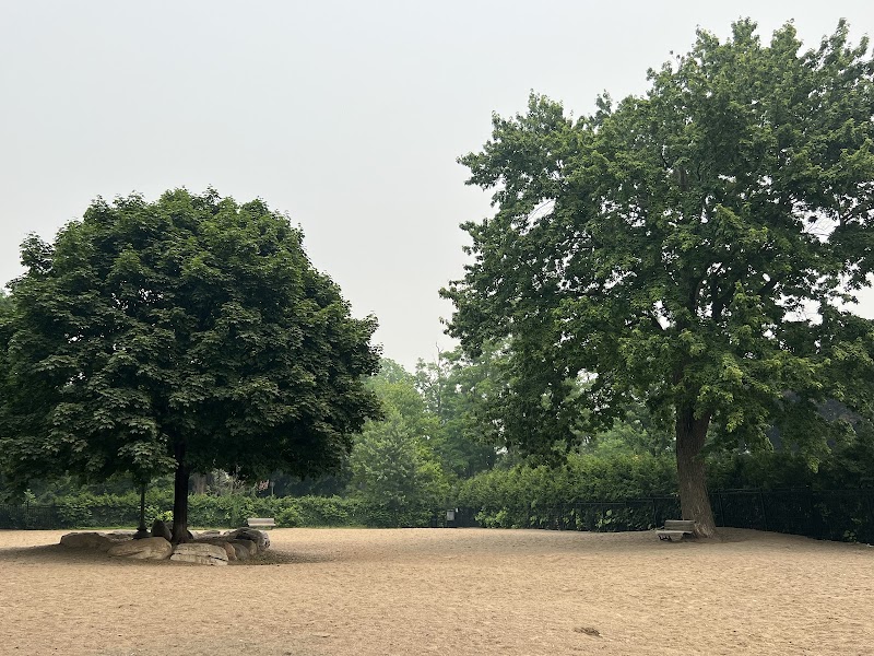 King George Park Dog Run dog park in Westmount, Quebec