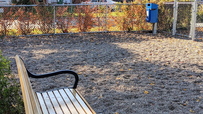 Logan dog park dog park in Pierrefonds, Quebec