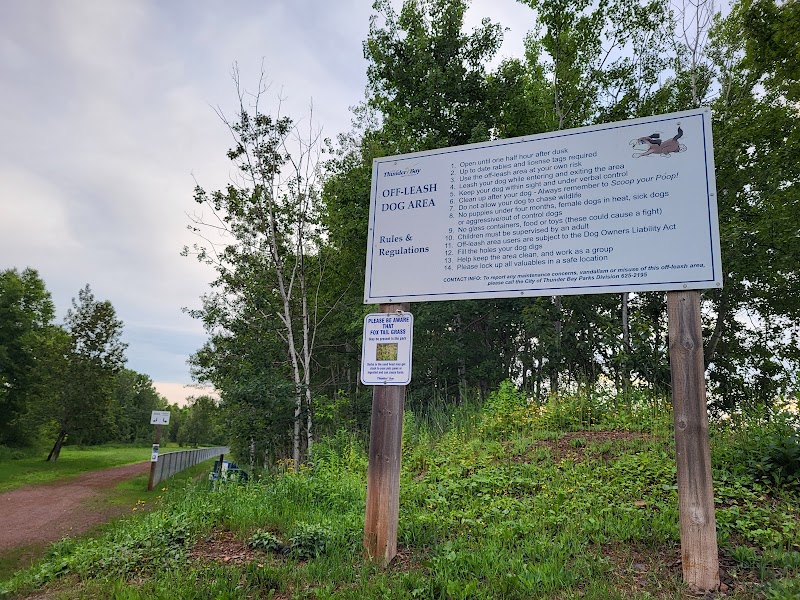 Hillyard Lands Off-leash Dog Park dog park in Thunder Bay, Ontario