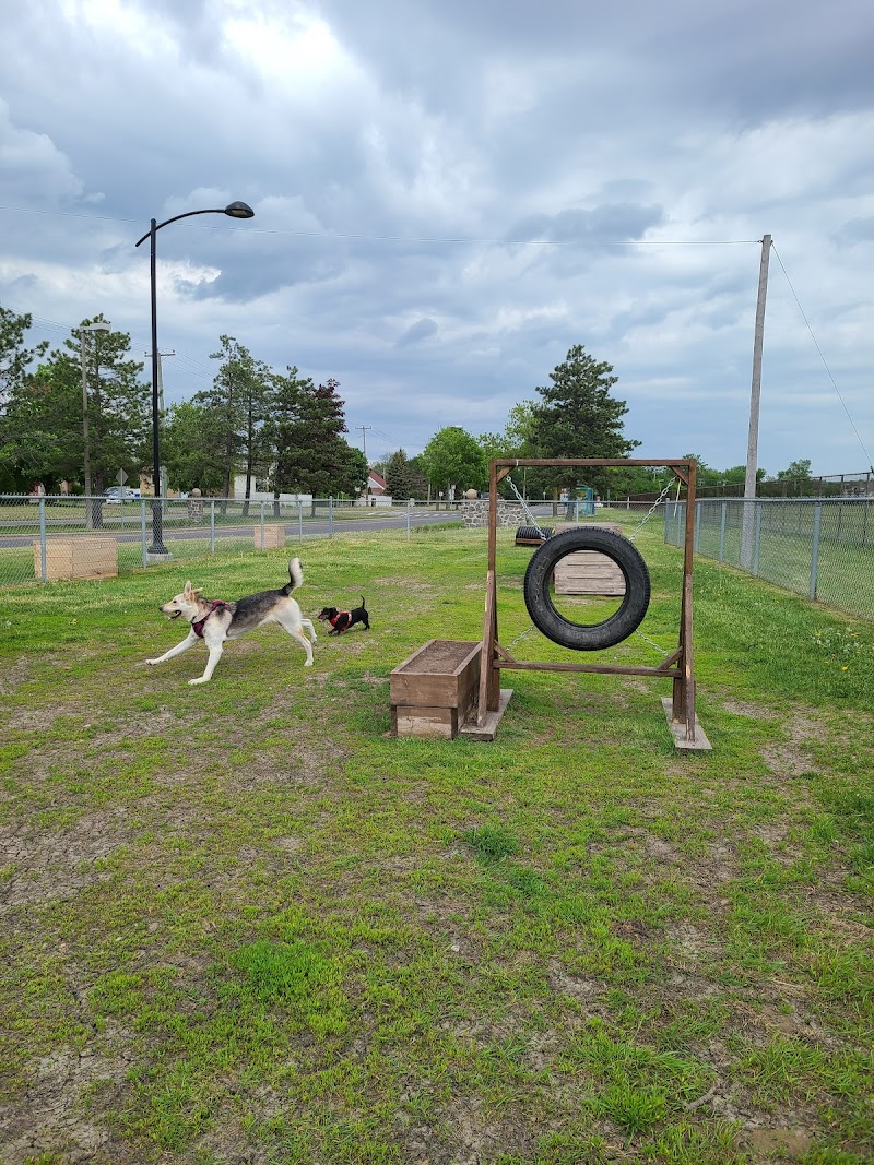 Dog Park dog park in Vaudreuil-Dorion, Quebec