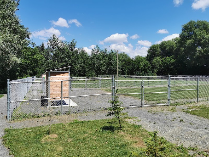 Parc canin de Coaticook dog park in Coaticook, Quebec