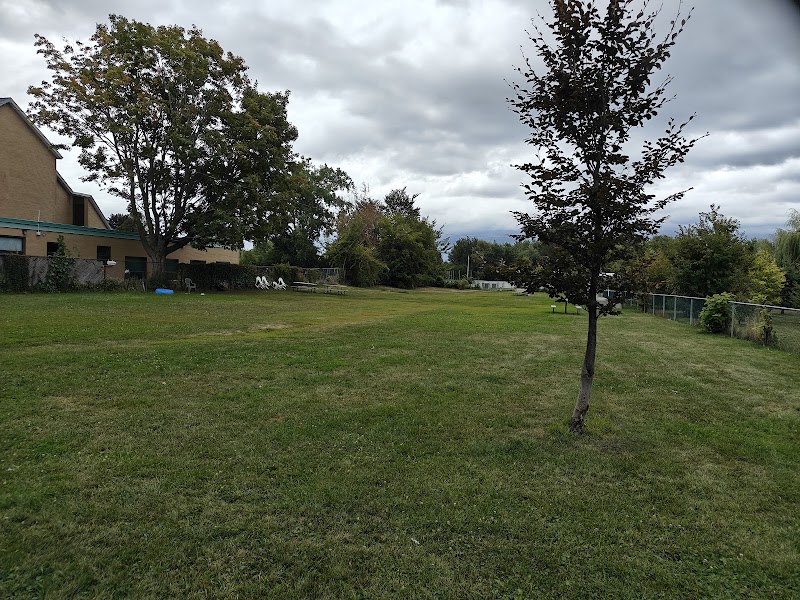 St Veronica’s dog park dog park in Dorval, Quebec