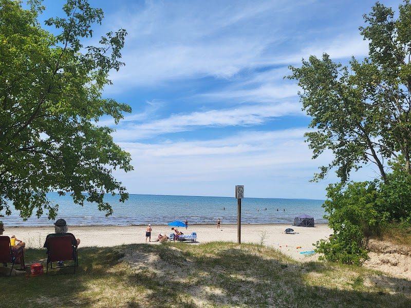 Wasaga Beach Dog Beach dog park in Wasaga Beach, Ontario