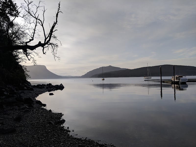 Maple Bay Beach Park dog park in Duncan, British Columbia