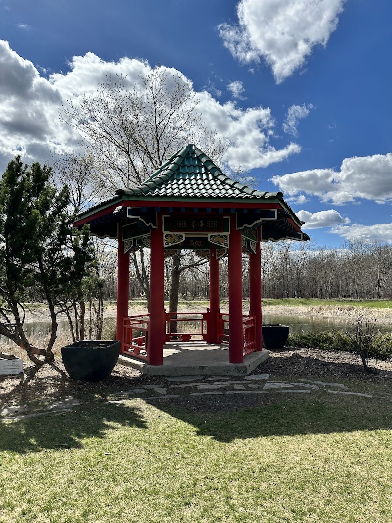 Kings Park Off-leash Dog Park dog park in Winnipeg, Manitoba