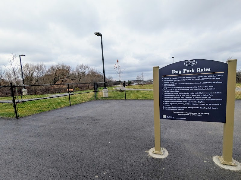 Van Stralen-Griffiths Dog Park dog park in Thorold, Ontario