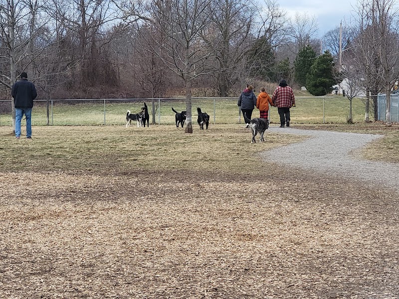 Steve McDonnell Leash Free Dog Park dog park in Grimsby, Ontario