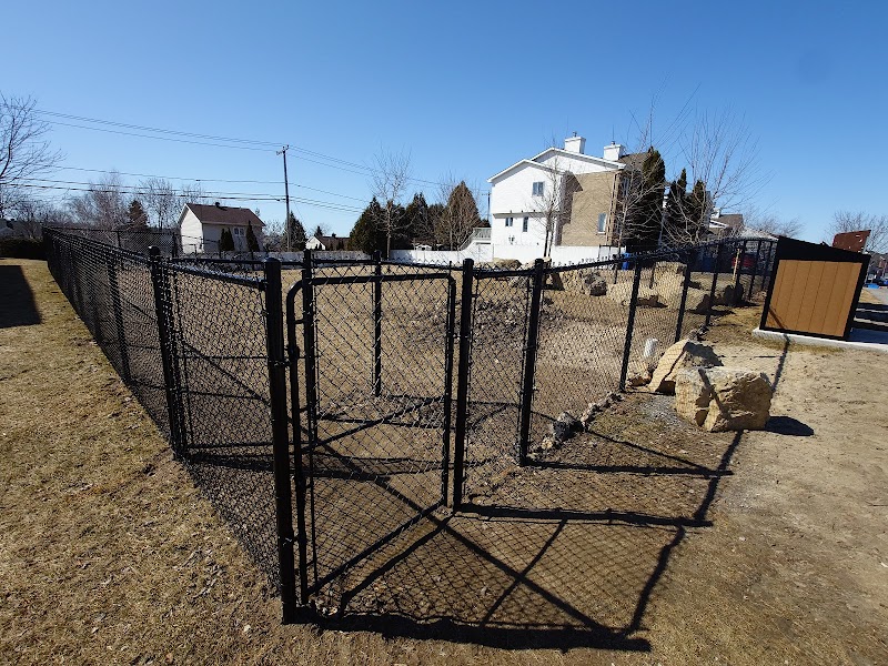 Parc canin Deux-Montagnes dog park in Deux-Montagnes, Quebec