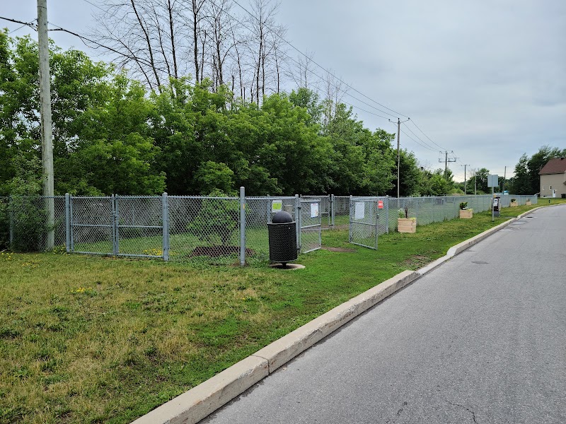 Parc canin du Ruisselet dog park in Vaudreuil-Dorion, Quebec