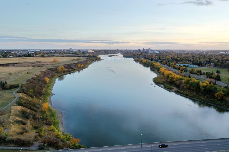 Sutherland Beach Dog Park dog park in Saskatoon, Saskatchewan