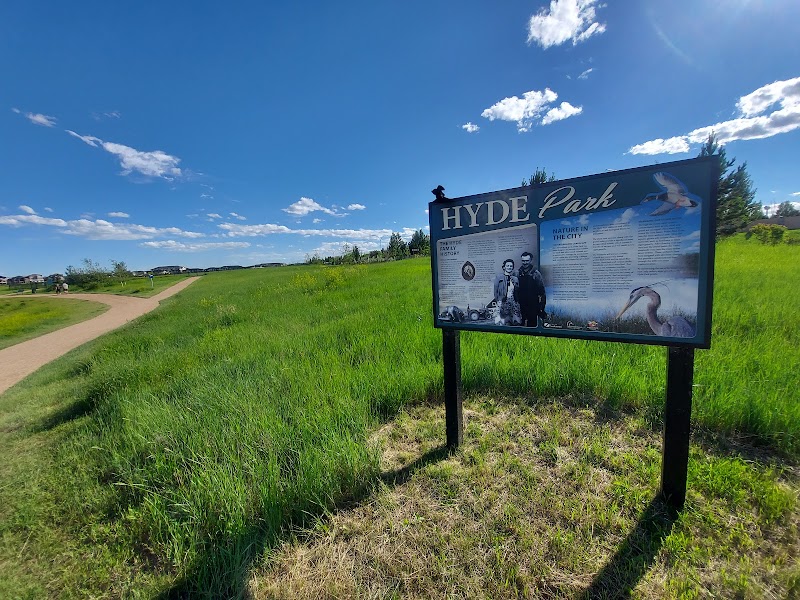 Hyde Park Dog Park dog park in Saskatoon, Saskatchewan