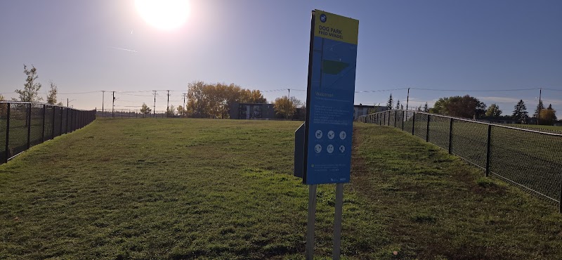 Fred Mendel Dog Park dog park in Saskatoon, Saskatchewan
