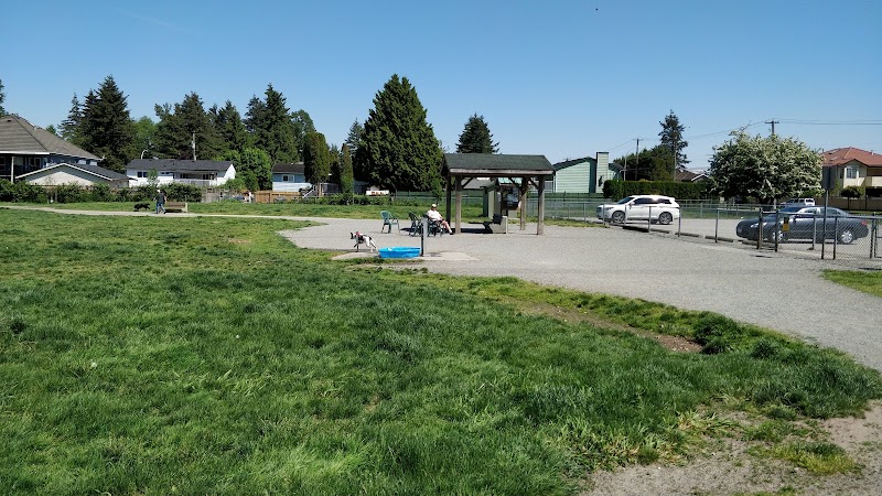 Serpentine Dog-Off-Leash Park dog park in Surrey, British Columbia