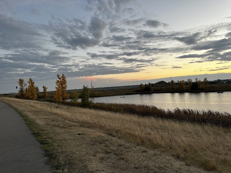 Kings Heights Off-Leash Park dog park in Airdrie, Alberta